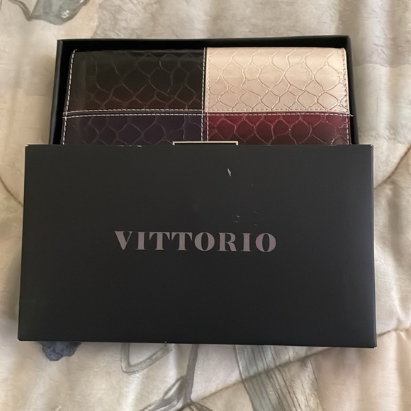 Vittorio Ladies Wallet New! - Picture 4 of 4